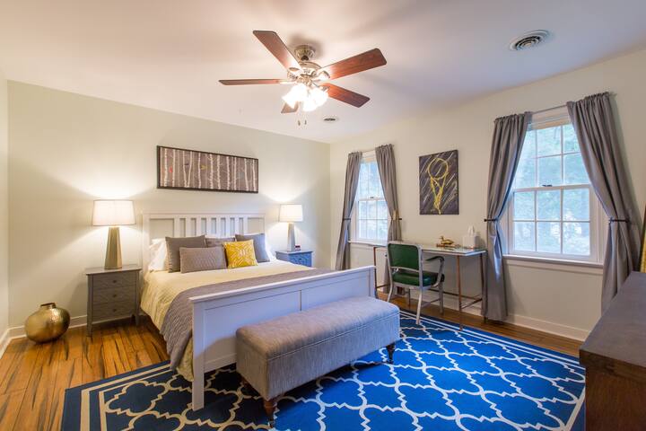 Quiet retreat near the city