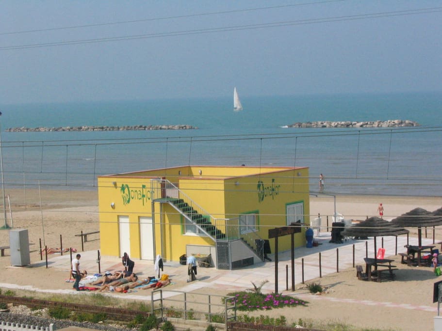 spiaggia di fronte - beach bar