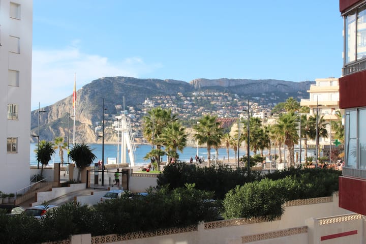 Calpe, El Arenal beach apartment 2n line sea views