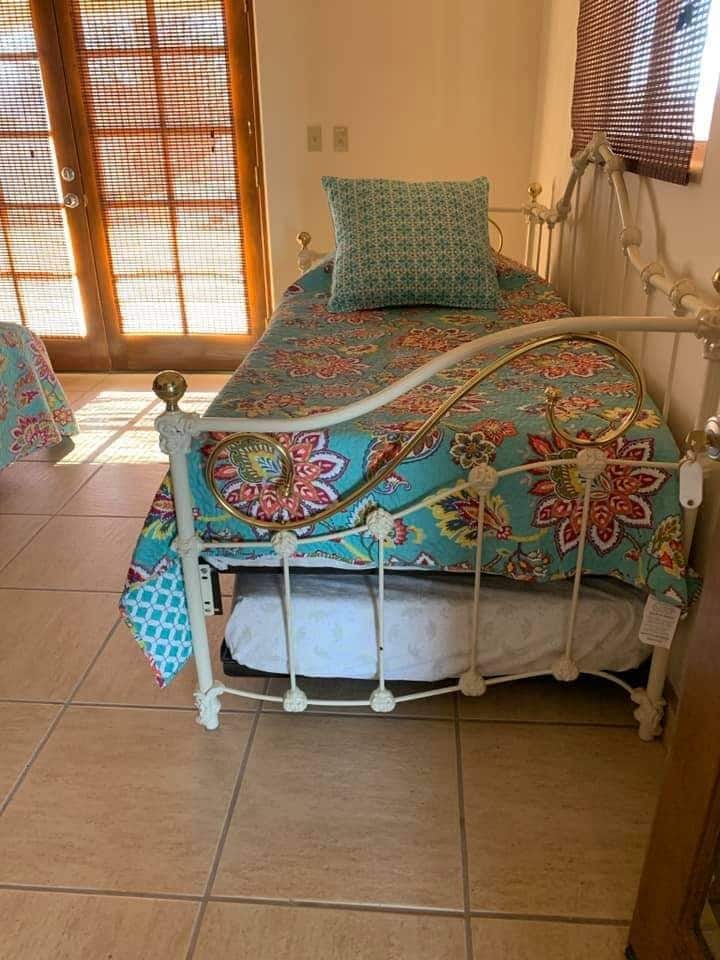 غرفة النوم 2