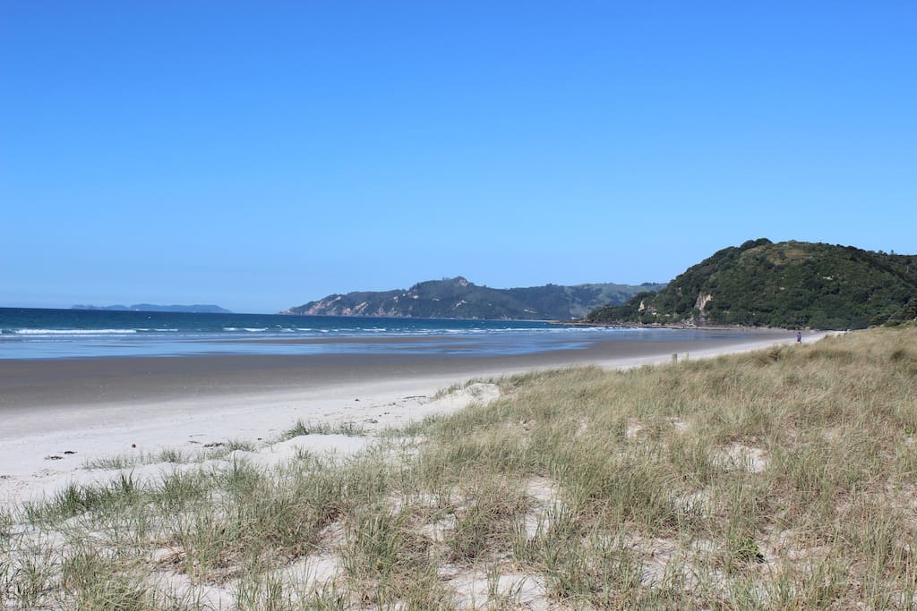 STUNNING BEACH