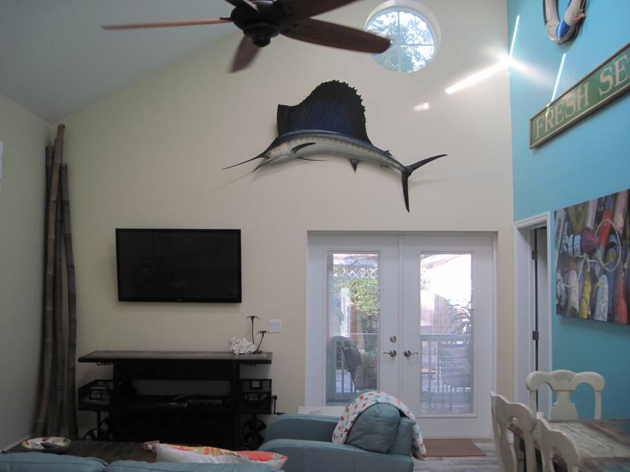 Living Area with HD Smart TV