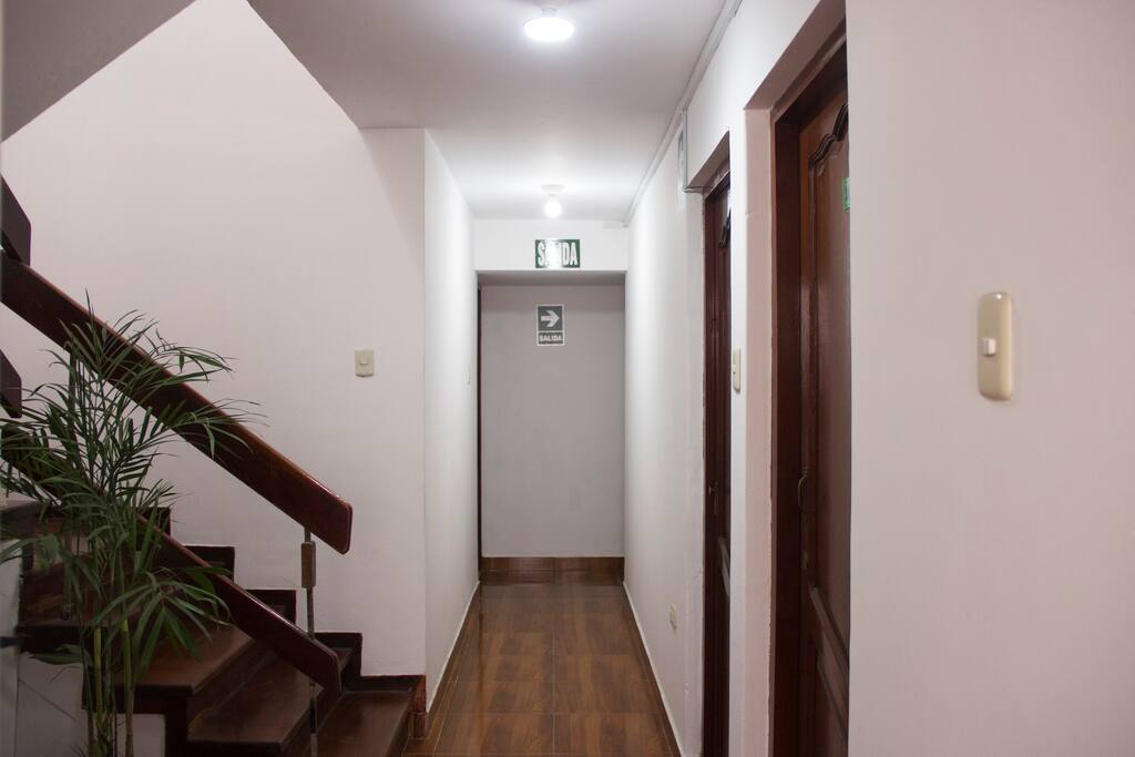 Pasillos y escaleras