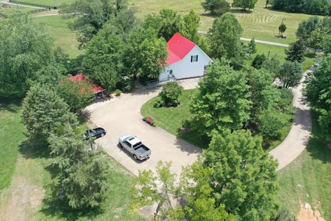 Charlotte's Cottage - Entire Home, Groups up to 7.