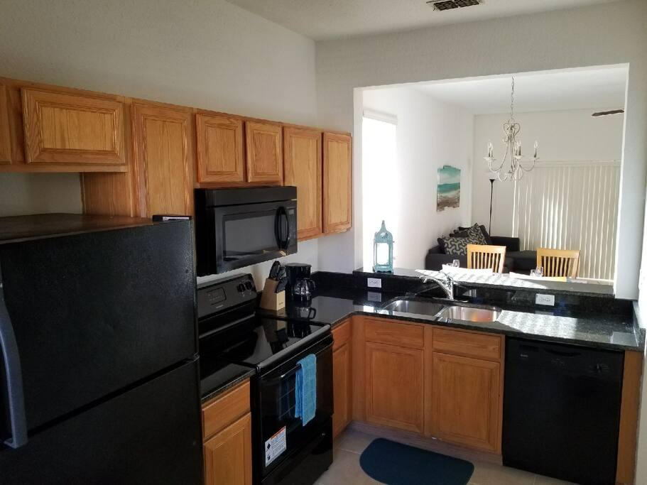 Full Kitchen