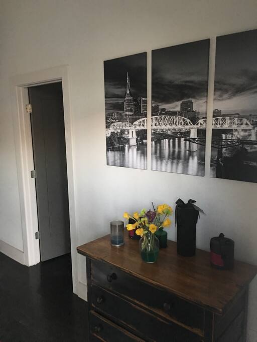 Foyer outside of guest bedroom