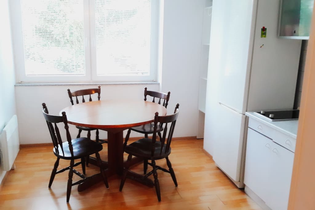 Kitchen- dinning room