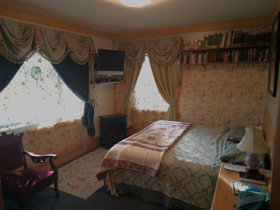 spacious room