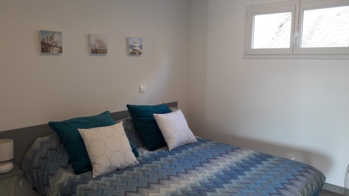 საძინებელი 1