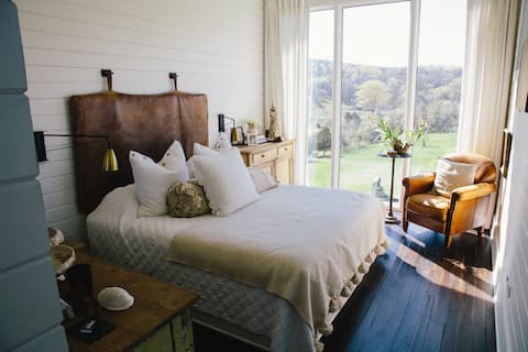 The Loft at Bloomsbury Farm near Nashville
