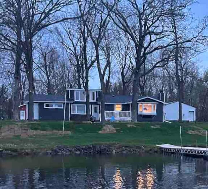 Beautiful lake shore home on Pokegama lake. Houses for Rent in