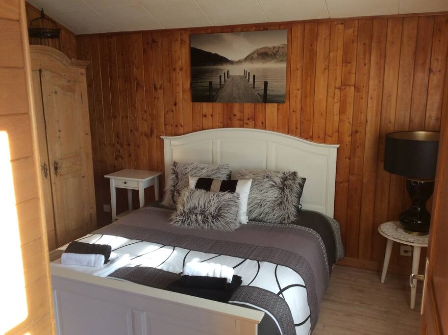 Chambre Berneuse - Simple pendant confortable