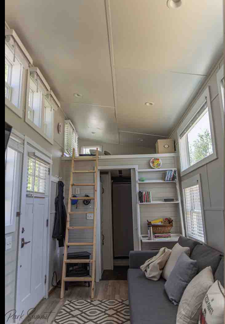 Top performing Airbnb: Sunshine Cabin in Fairplay