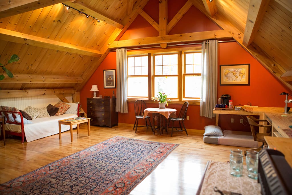 The Perfect Cozy Weekend Escape Apartments for Rent in Hinesburg