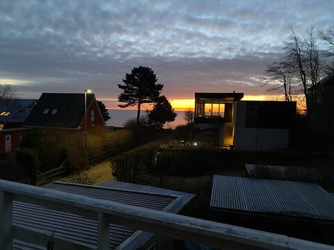 Large spacious holiday home overlooking the garden.
