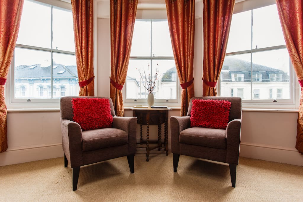 Suite 4 very cosy with a view of the sea!