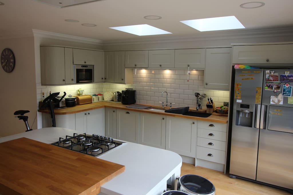 Open Plan kitcen diner with bi-fold doors