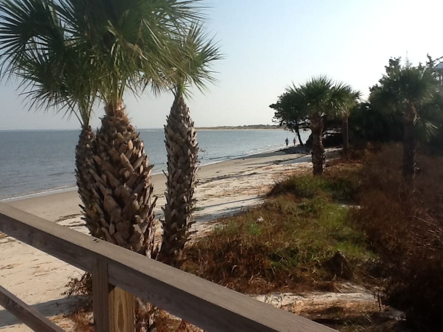 A beautiful view from Boardwalk from Condo to Beach
