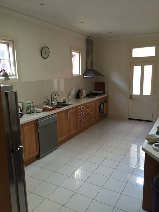Fully equipped kitchen