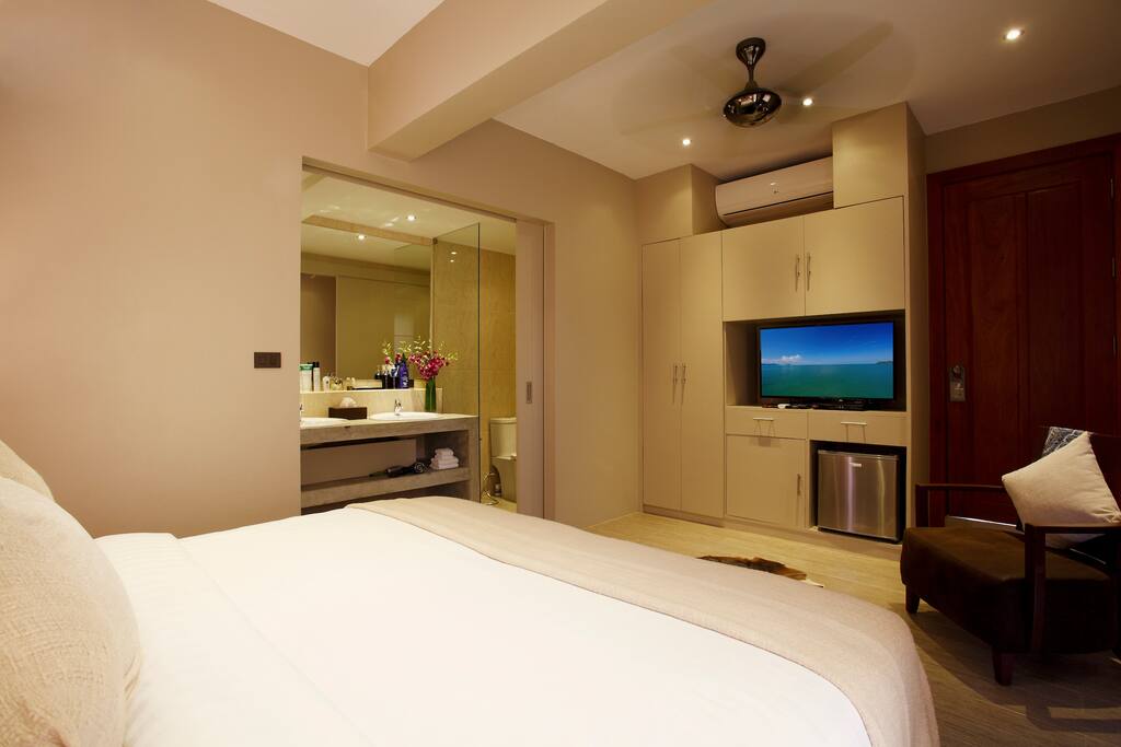 Tv & Mini bar, Airco, Fan