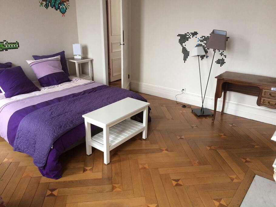 Chambre double, lit 160x200, suite familiale 1er étage