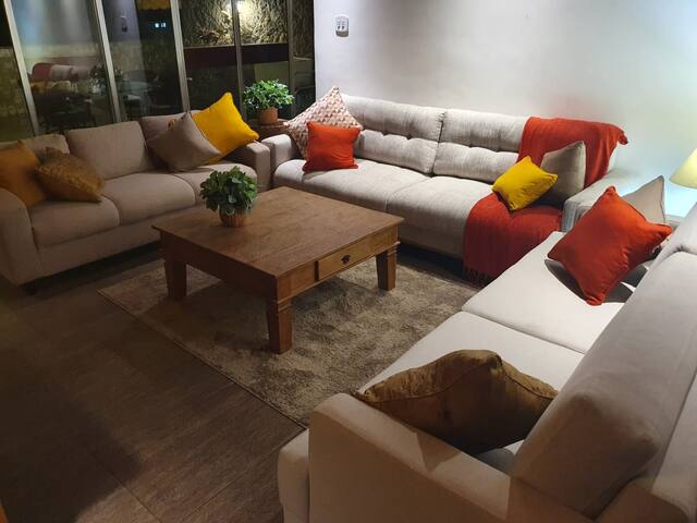 Cobertura ampla quadra da praia gallery image 4