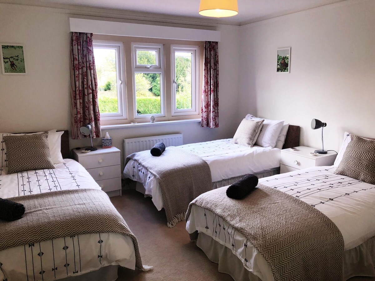 غرفة ثلاثية رائعة