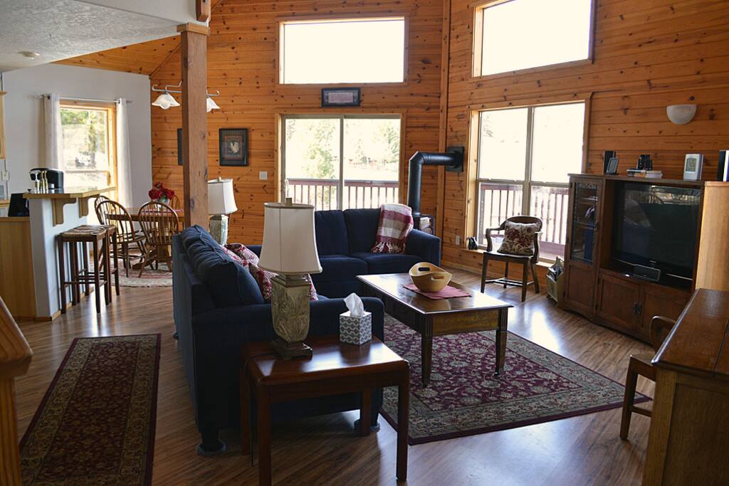Open and spacious Living Room with amazing views