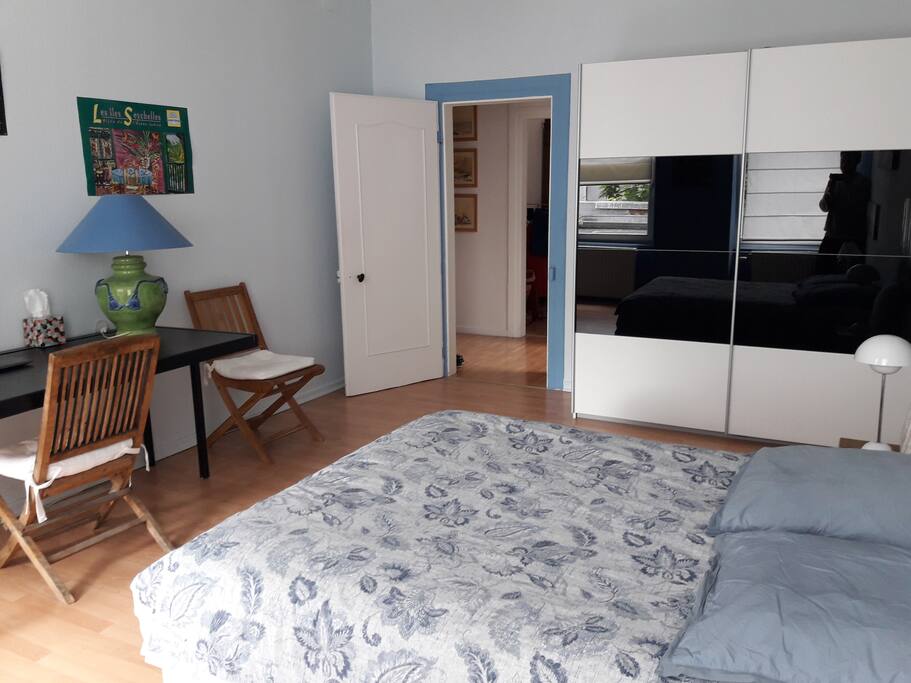 Deuxième vue de la chambre