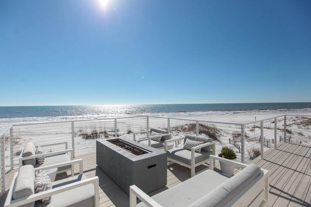 gulf views from second floor deck
