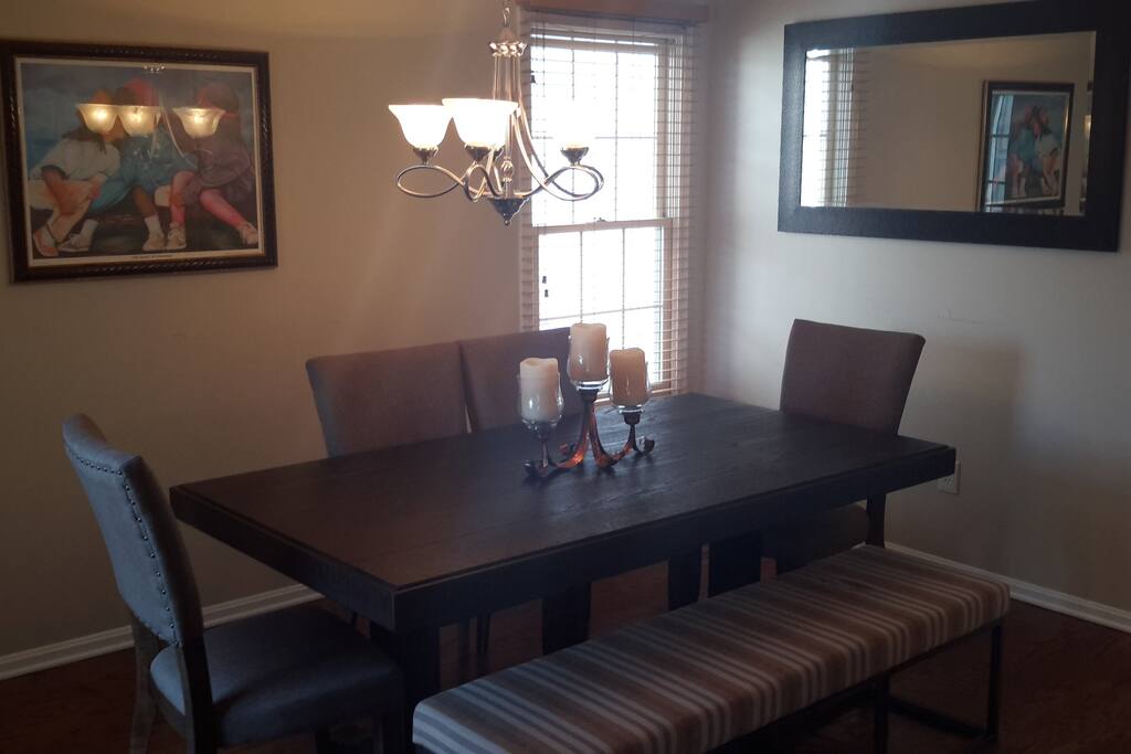 Large exquisite Dinning Area