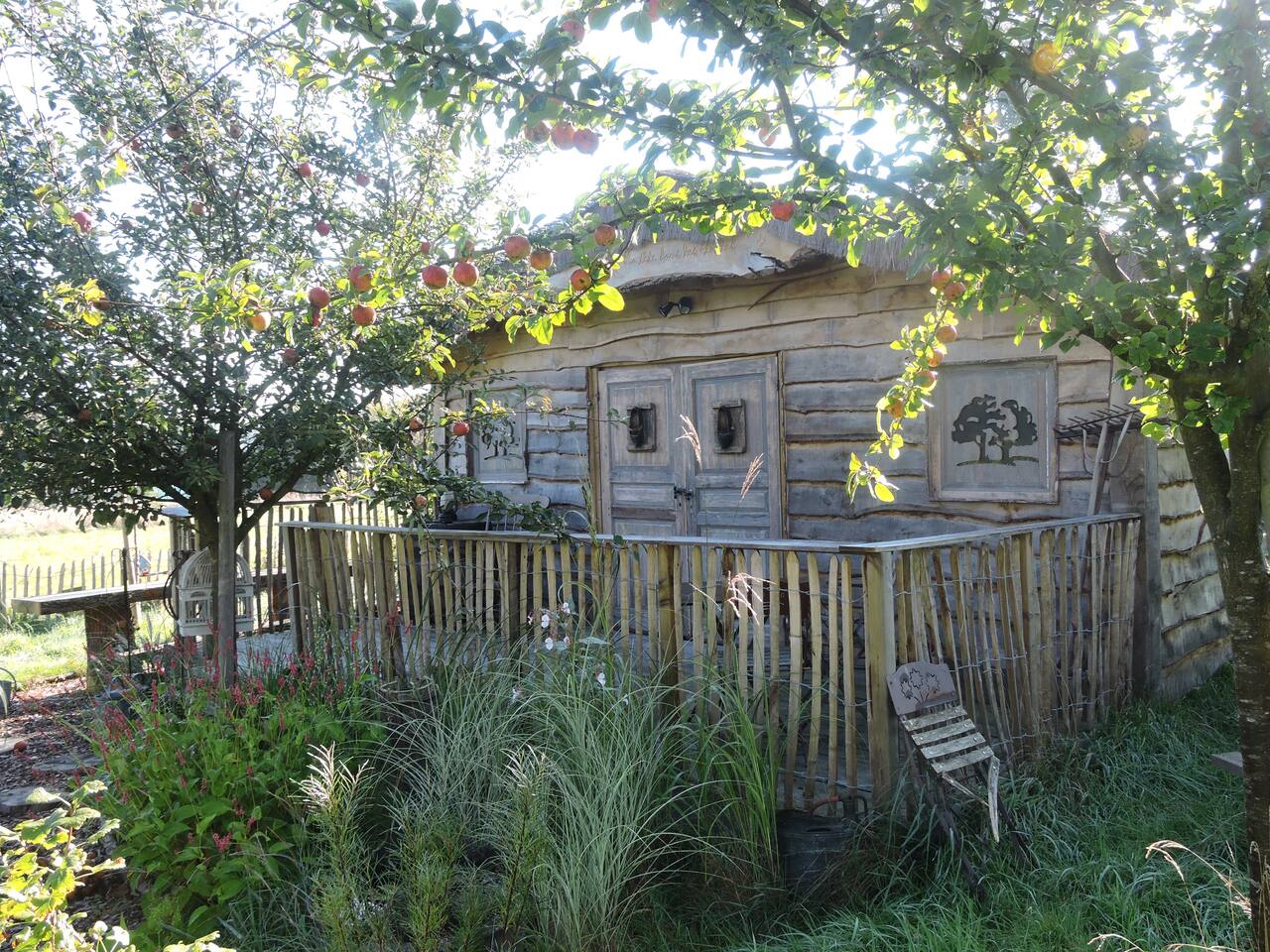 Cabane Dans Jardin