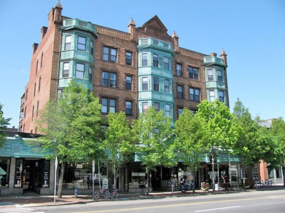 Welcome to Central Square!