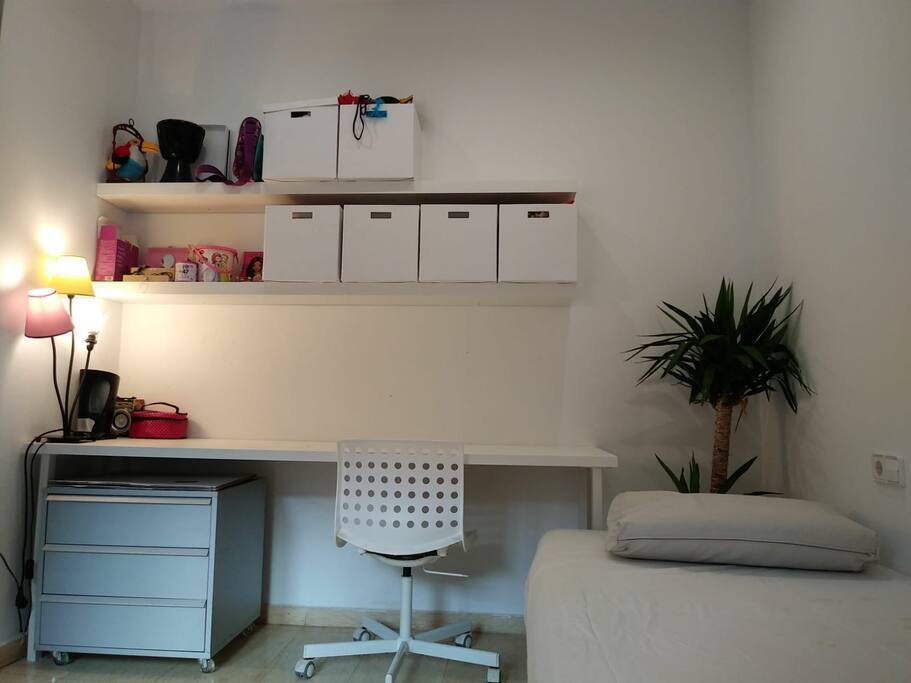ROOM FOR 2 PERSONS