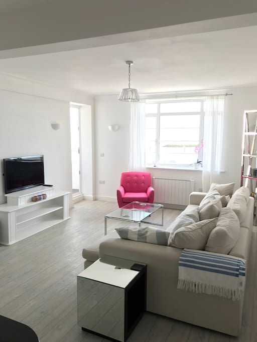 Open plan living / Kitchen area