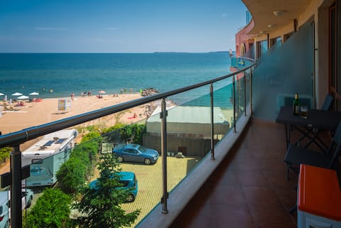 Successful Airbnb property: Beachfront apartment in Sunny Beach Resort in Несебър
