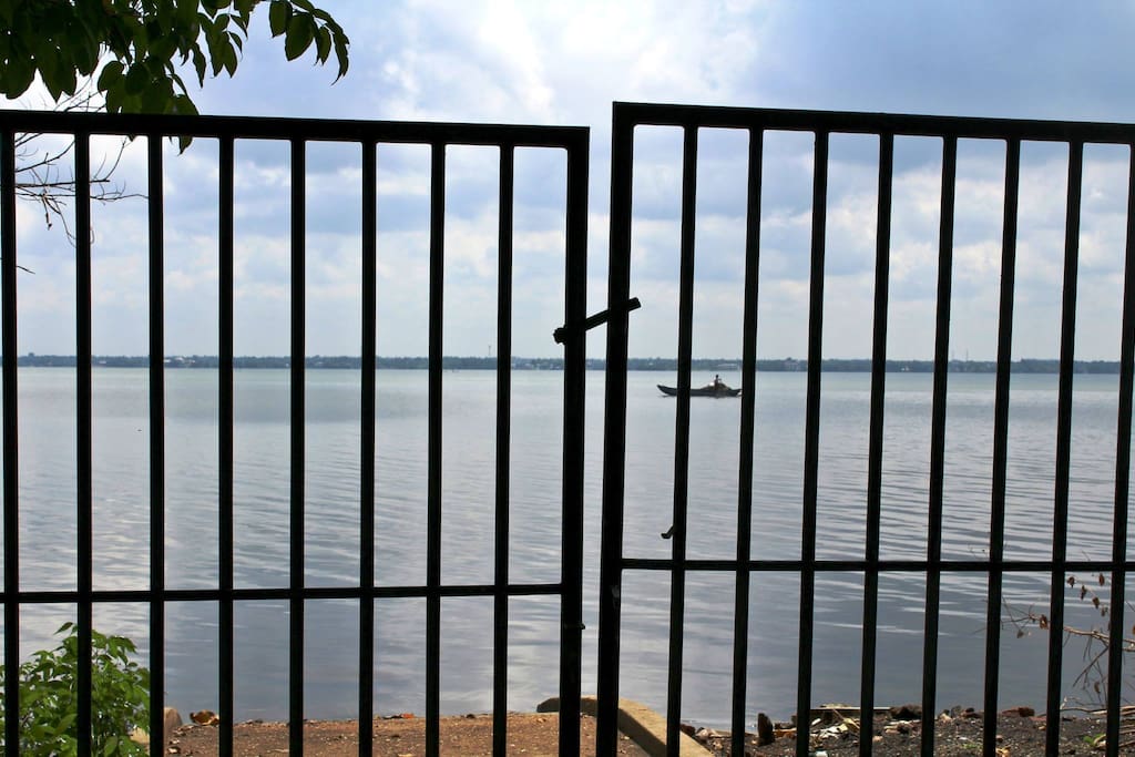 Lagoon Gate