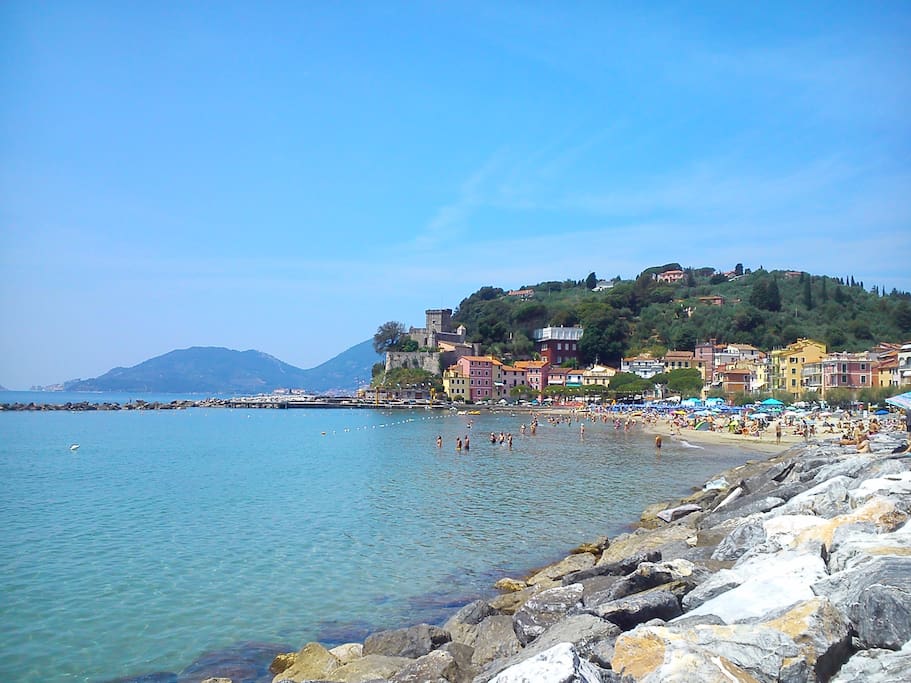 San Terenzo Beach