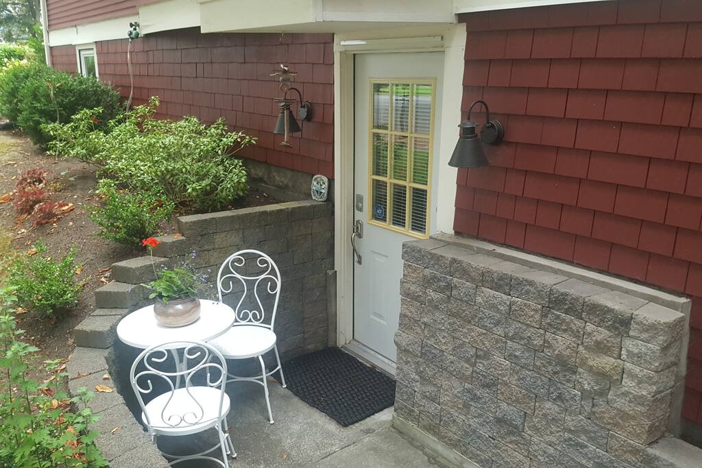 Private Entrance
