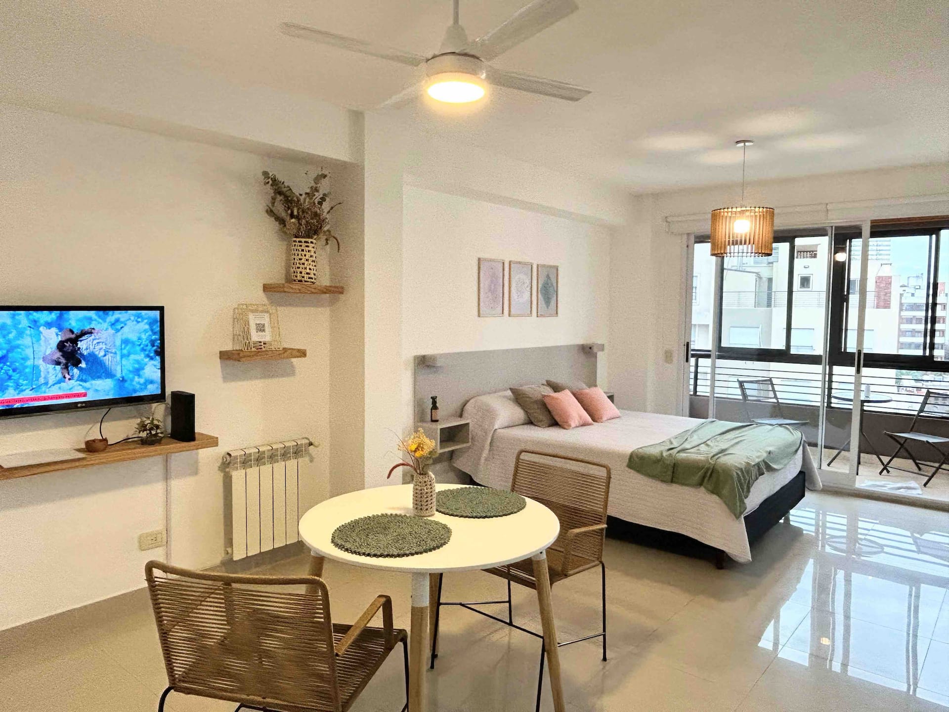 Lovely Caballito bright and comfortable dto with balcony