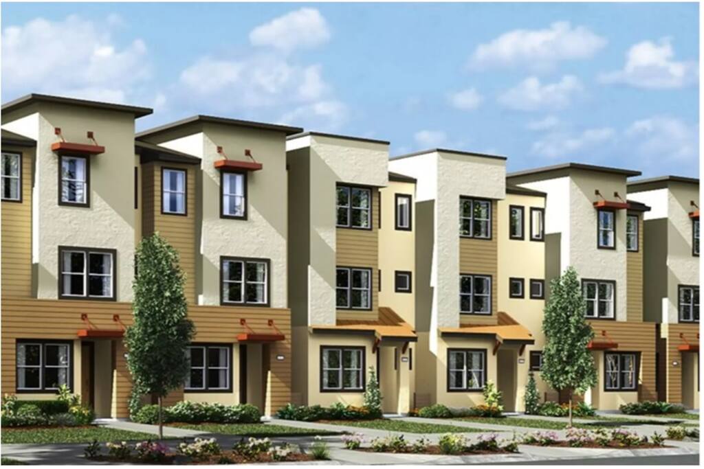 The outside view of the community from Dublin Blvd. Nice and neat!