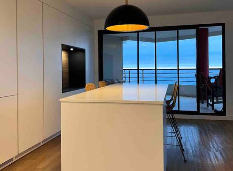 Sea view apartment