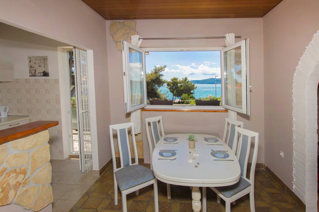Dine with the great view
