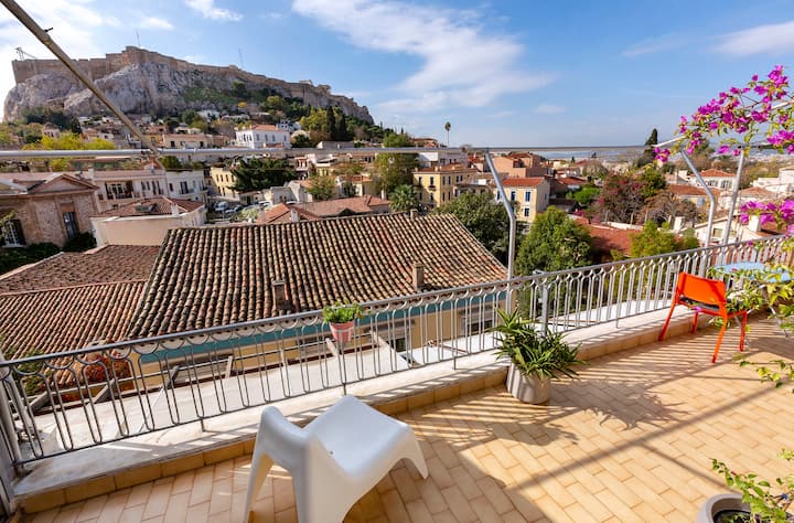 Amazing view of Acropolis and Anafiotika in Plaka - Condominiums for Rent  in Athina, Greece - Airbnb