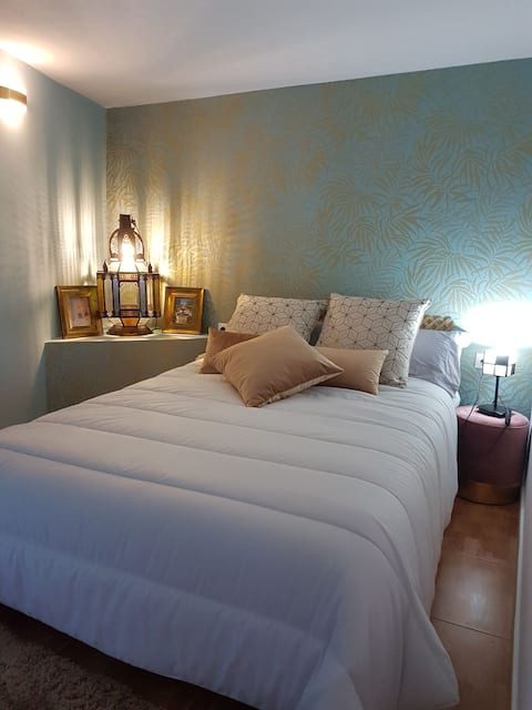 cueva Inès ,entre montagne  et mer