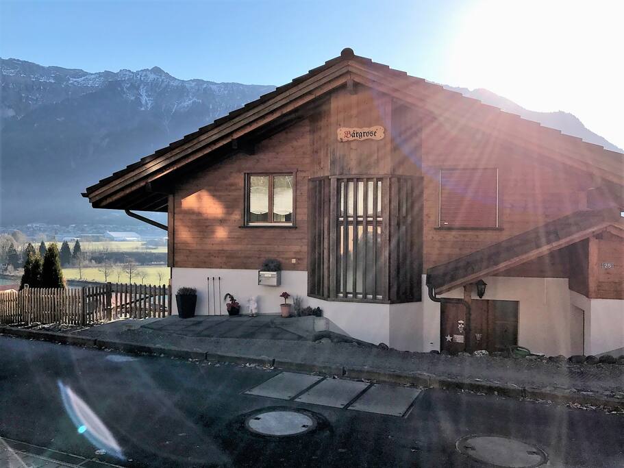 Schweizer Ferienhaus | Typical Swiss Chalet