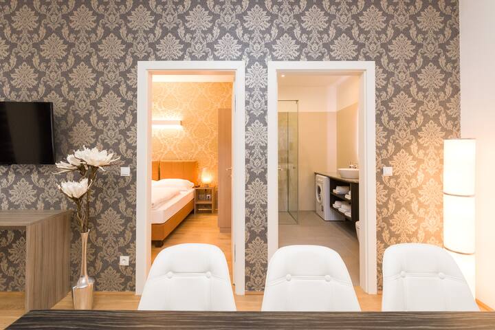 Tabor Premium with Balcony gallery image 3