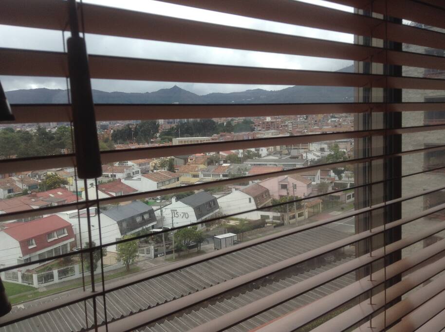BARRIO TRANQUILO - RESIDENCIAL - HERMOSA VISTA