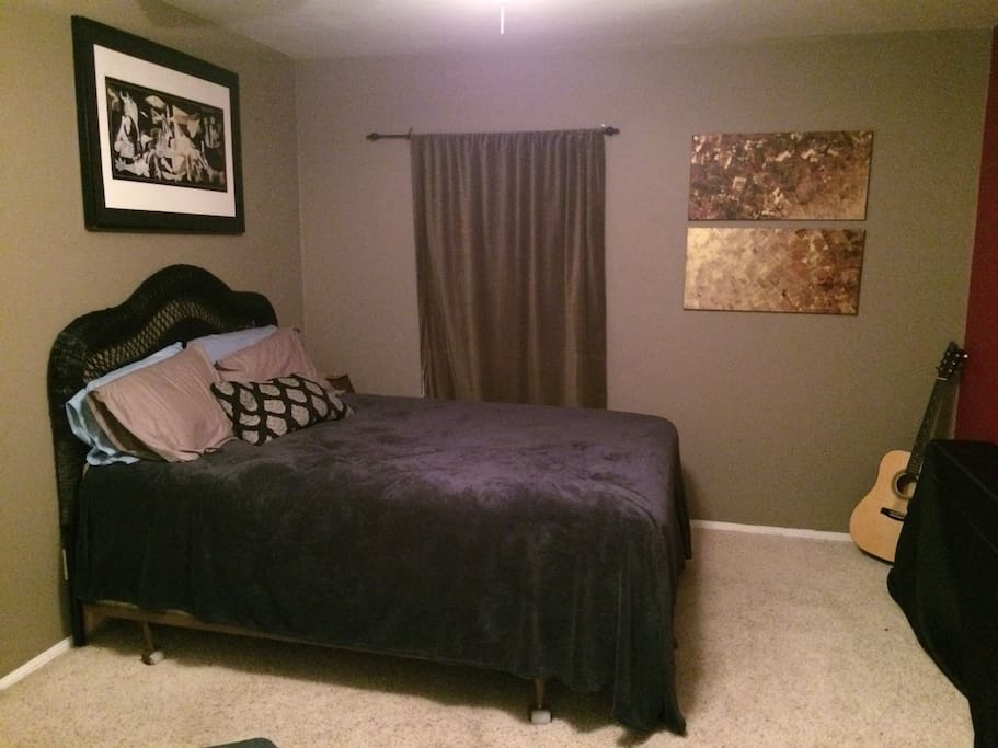 Guest Room 1