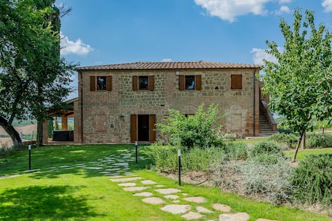 Wine Experience Villa in Montepulciano